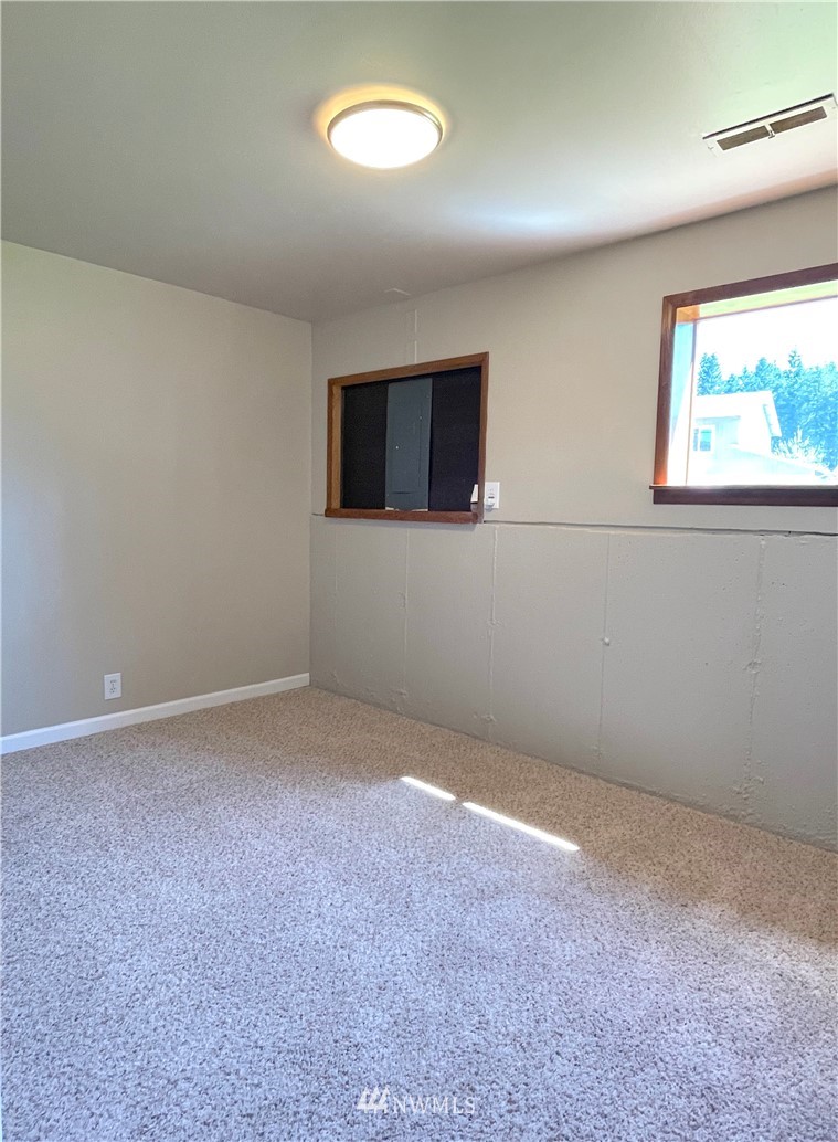 3190 Harris Road Southeast Port Orchard, WA 98366 - Photo 18 of 25 Gallery Image 18