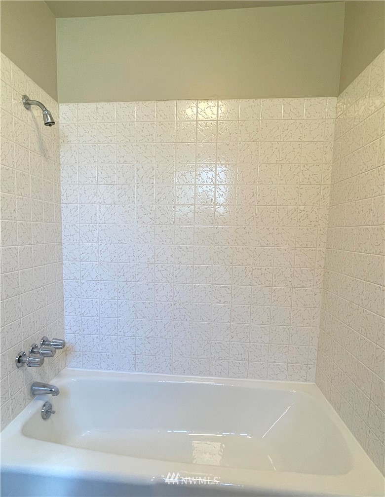 3190 Harris Road Southeast Port Orchard, WA 98366 - Photo 21 of 25 Gallery Image 21