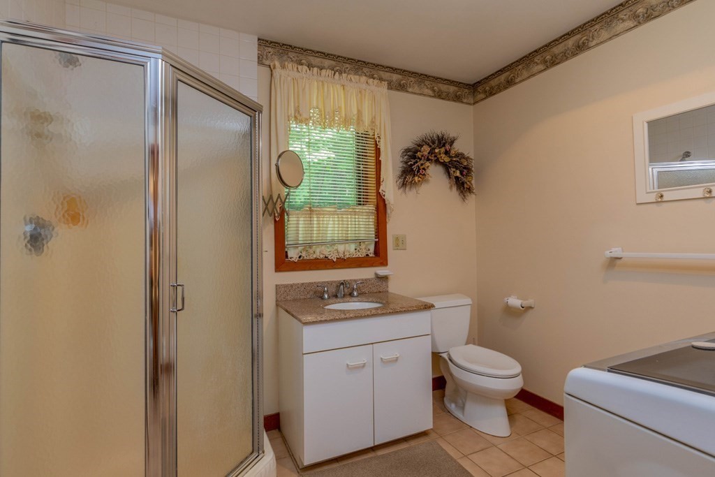 303 Williams Road Fitchburg, MA 01420 - Photo 9 of 29 Gallery Image 9