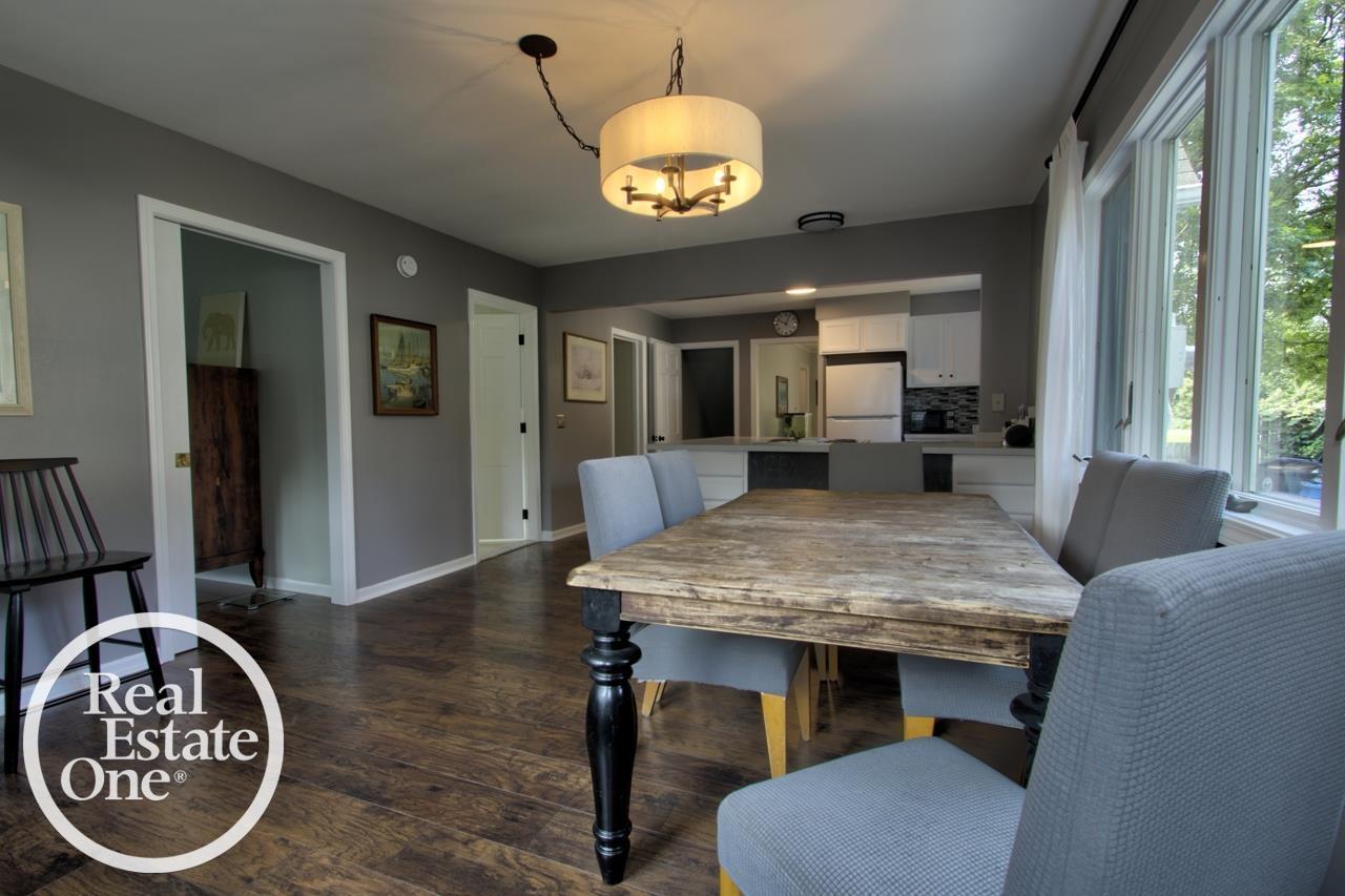 212 Moross Road Grosse Pointe Farms, MI 48236 - Photo 14 of 47