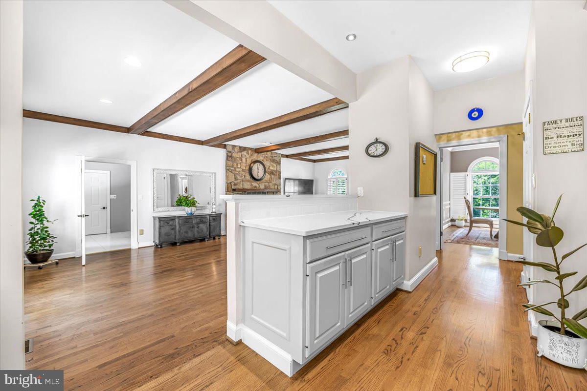 12324 Rivers Edge Drive Potomac, MD 20854 - Photo 10 of 74