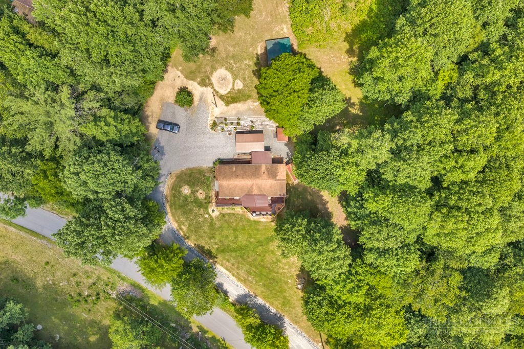 488 Wards Branch Road Sugar Grove, NC 28679 - Photo 3 of 27