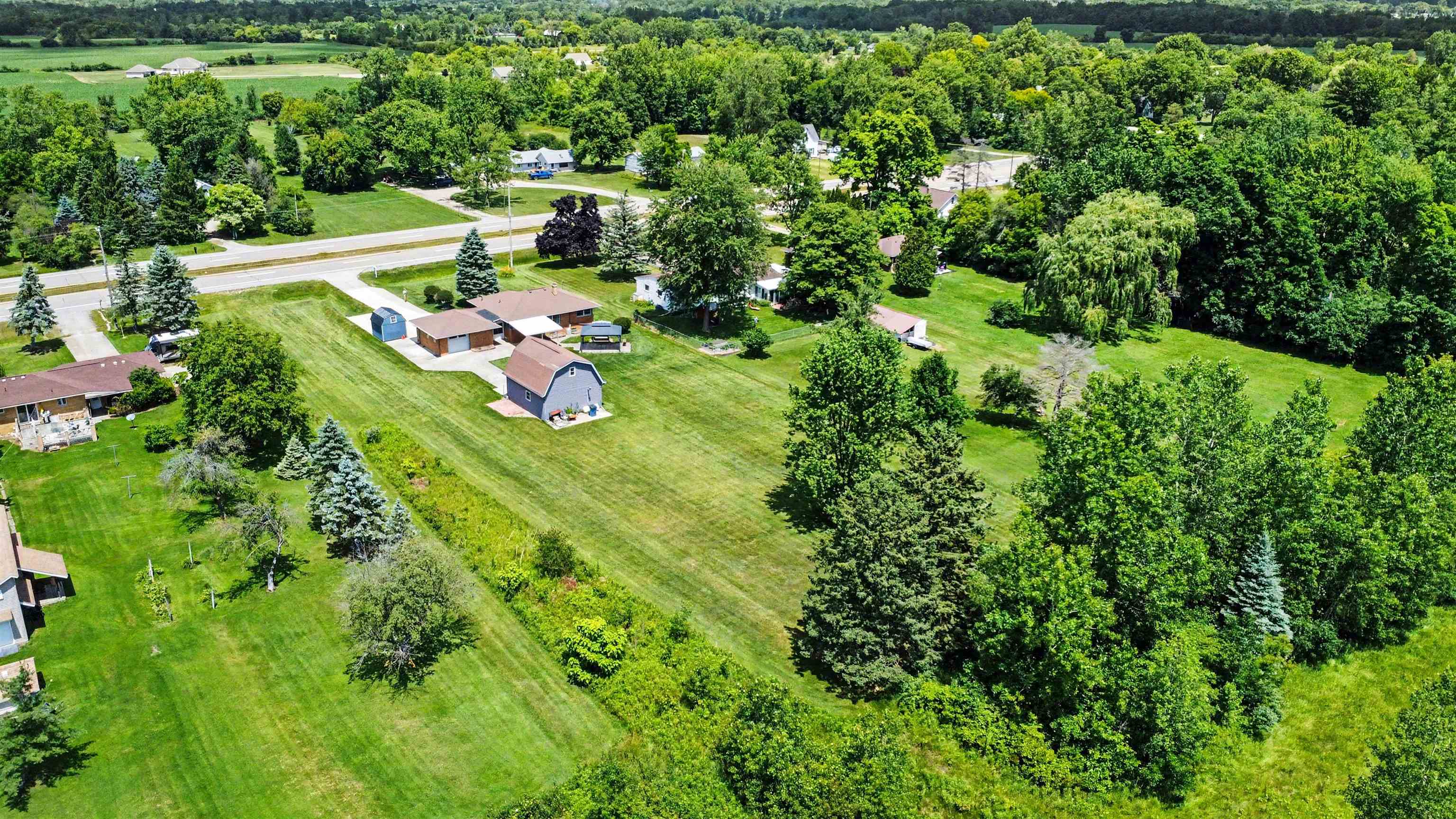 8155 Corunna Road Flint, MI 48532 - Photo 28 of 36