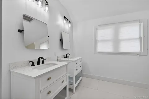 $1,100,000 | 534 Riverside Avenue, Massapequa, NY 11758