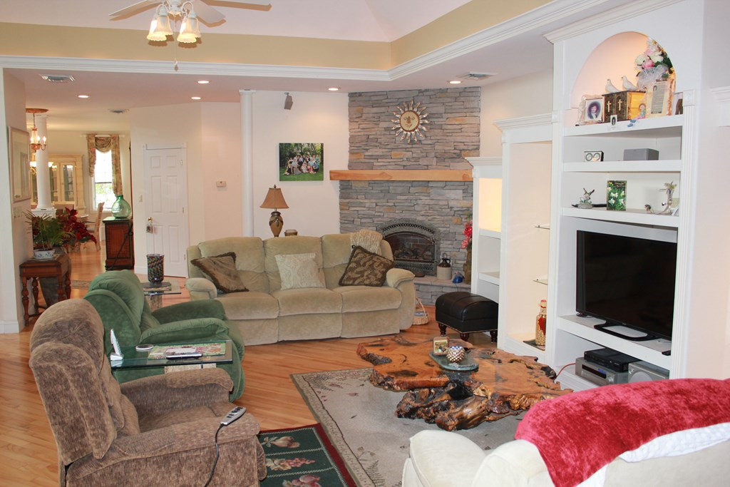 49 Gravelly Point Road Plattsburgh, NY 12901 - Photo 10 of 33 Gallery Image 10