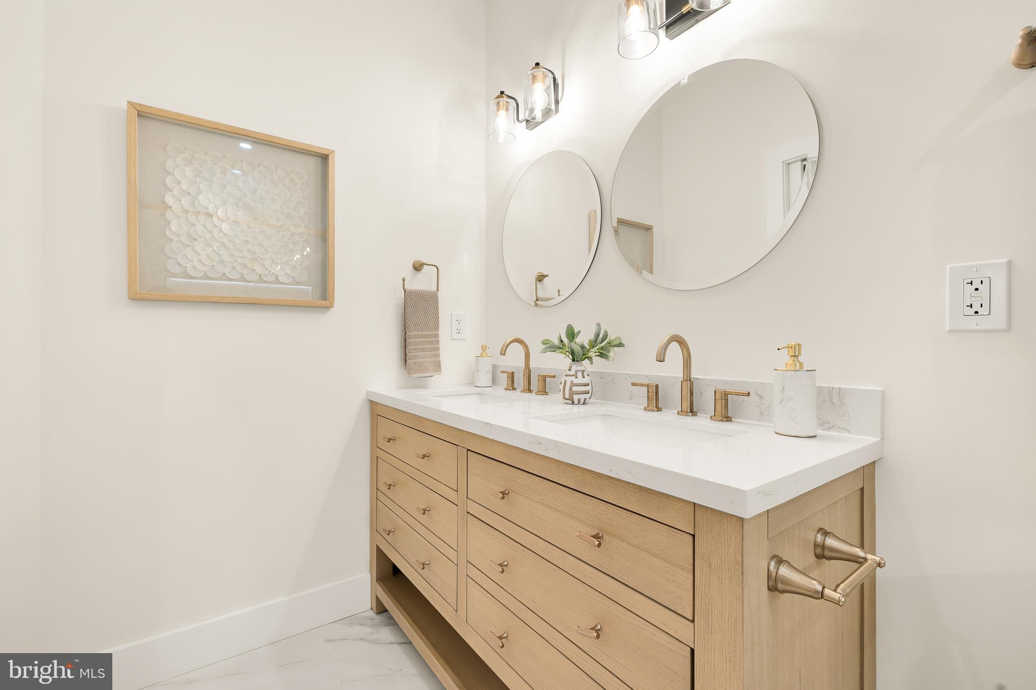 147 Adams Street Northwest Washington, DC 20001 - Photo 14 of 27