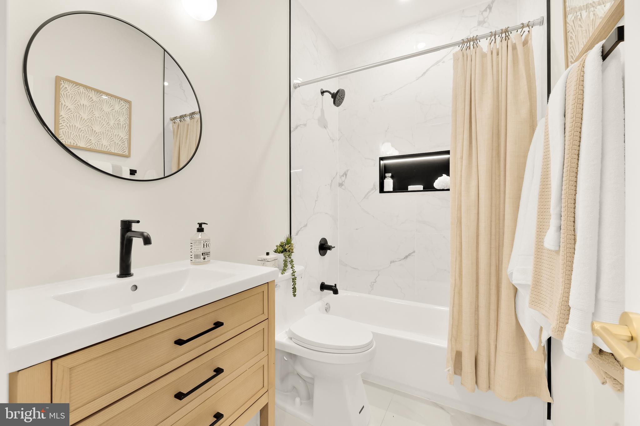 147 Adams Street Northwest Washington, DC 20001 - Photo 18 of 27