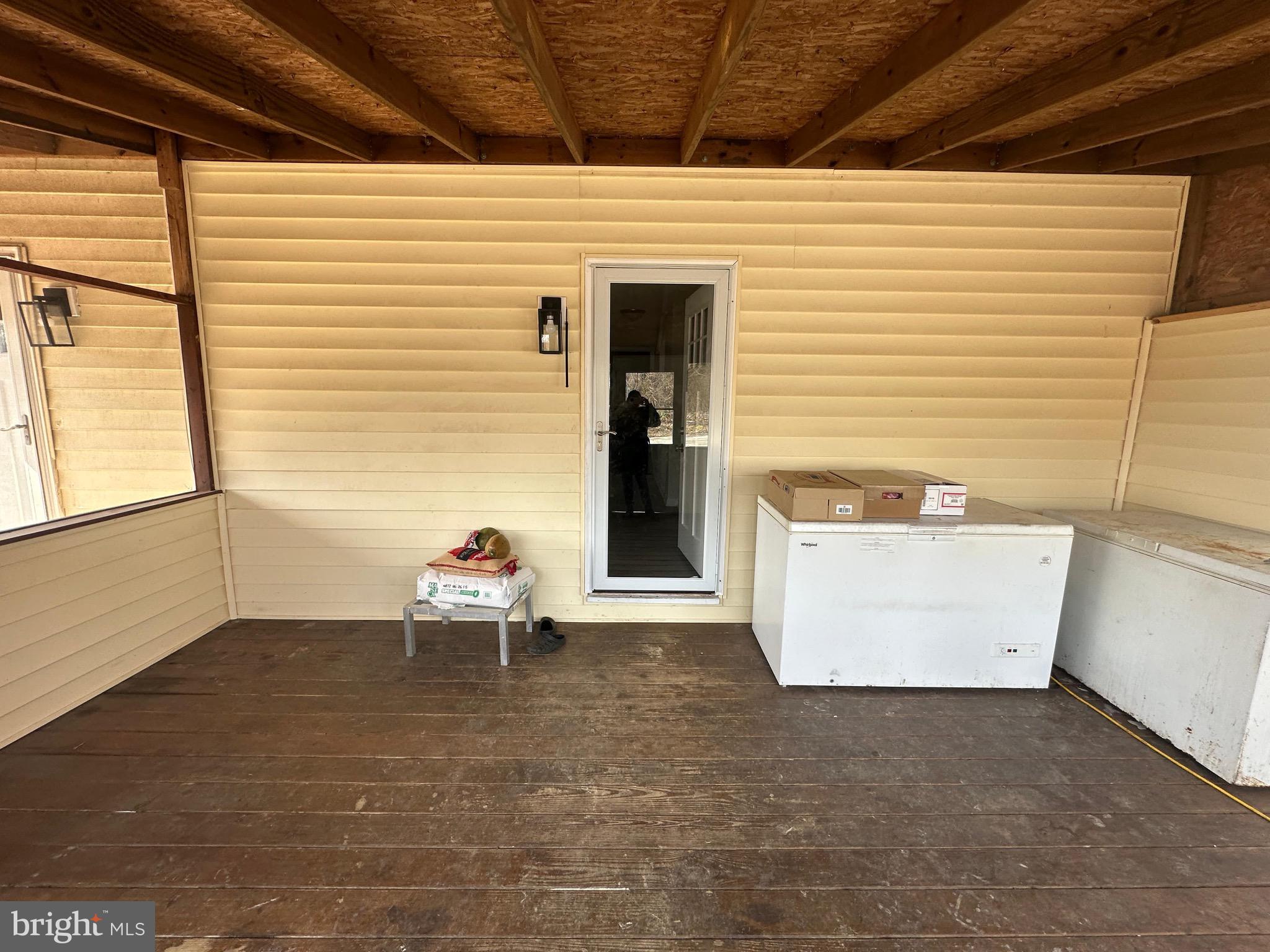 4427 Annapolis Road Halethorpe, MD 21227 - Photo 6 of 36 a view of an outdoor space
