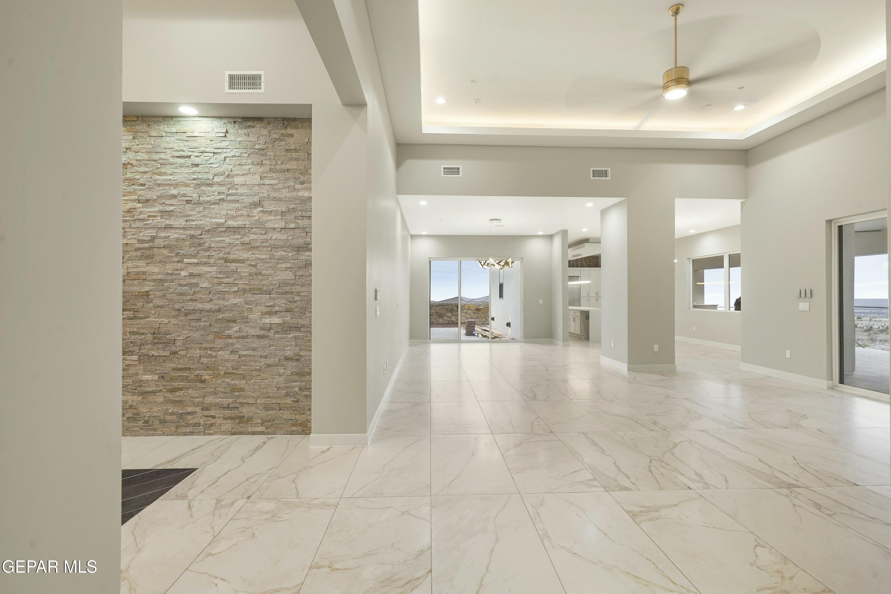 860 West Gate El Paso, TX 79932 - Photo 3 of 8 tempImage9rdN08