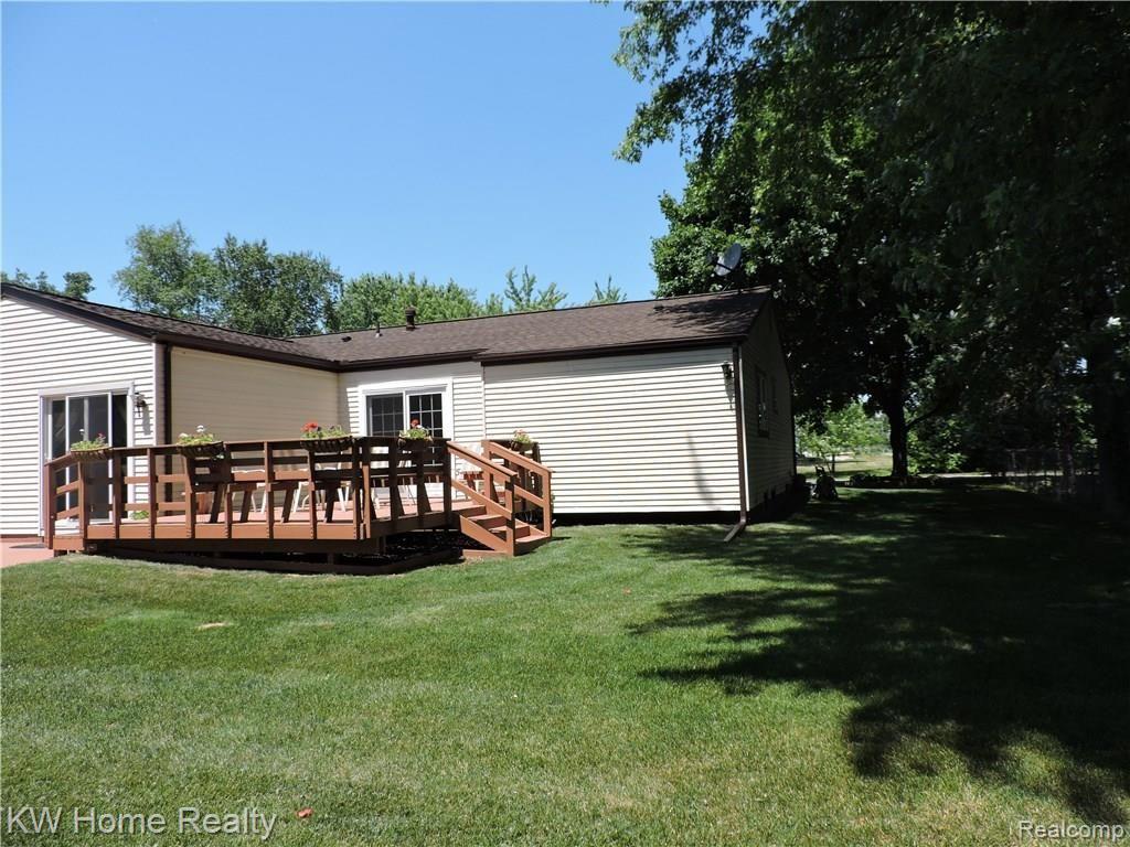 33685 Bostwick Place Farmington Hills, MI 48335 - Photo 26 of 29