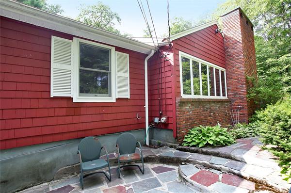 11 Duggan Road Acton, MA 01720 - Photo 2 of 30