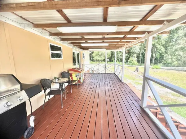 $299,900 | 17045 Northwest 128th Terrace, Reddick, FL 32686