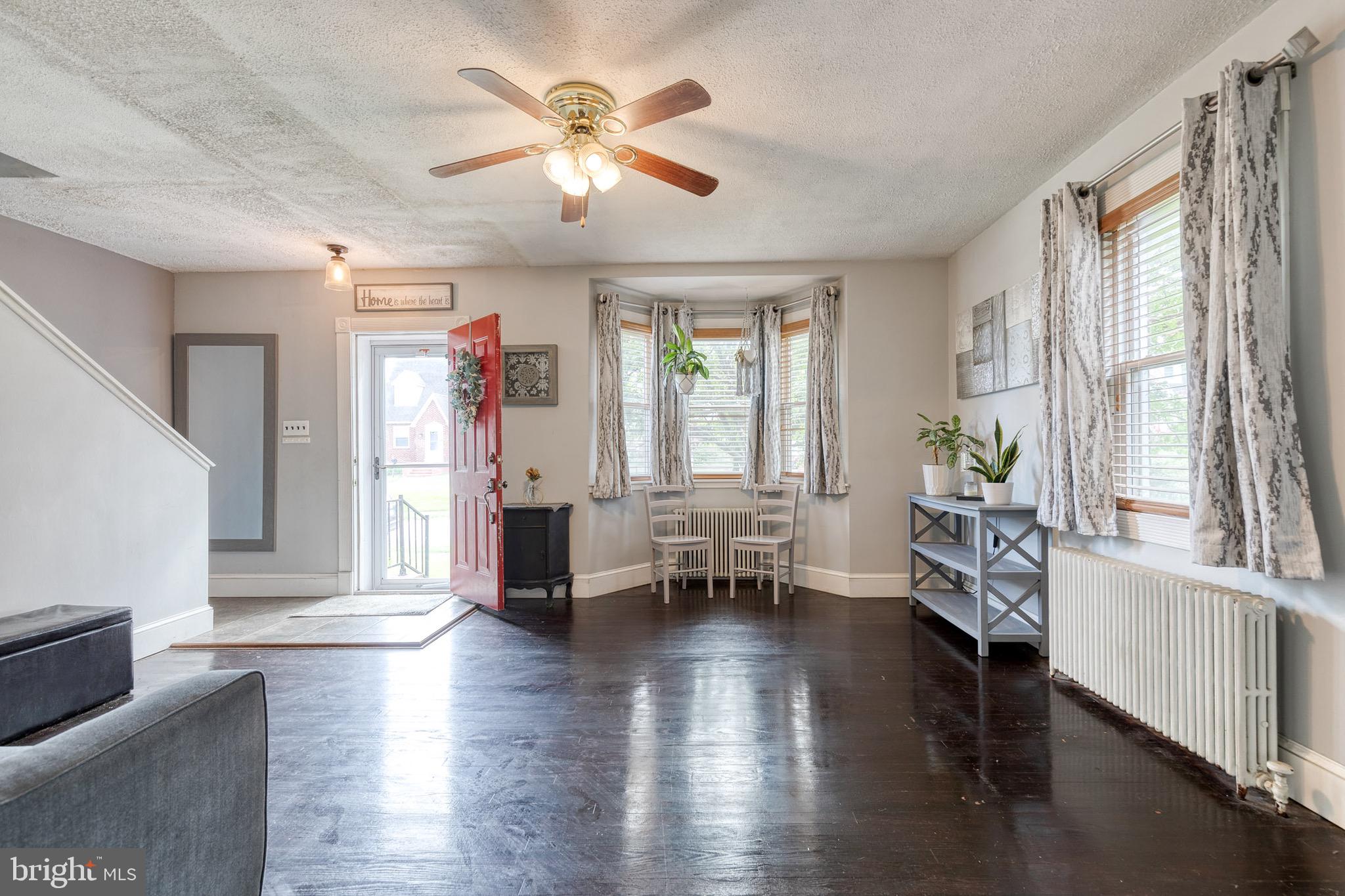 1025 Elm Ridge Avenue Baltimore, MD 21229 - Photo 5 of 33 Gallery Image 5