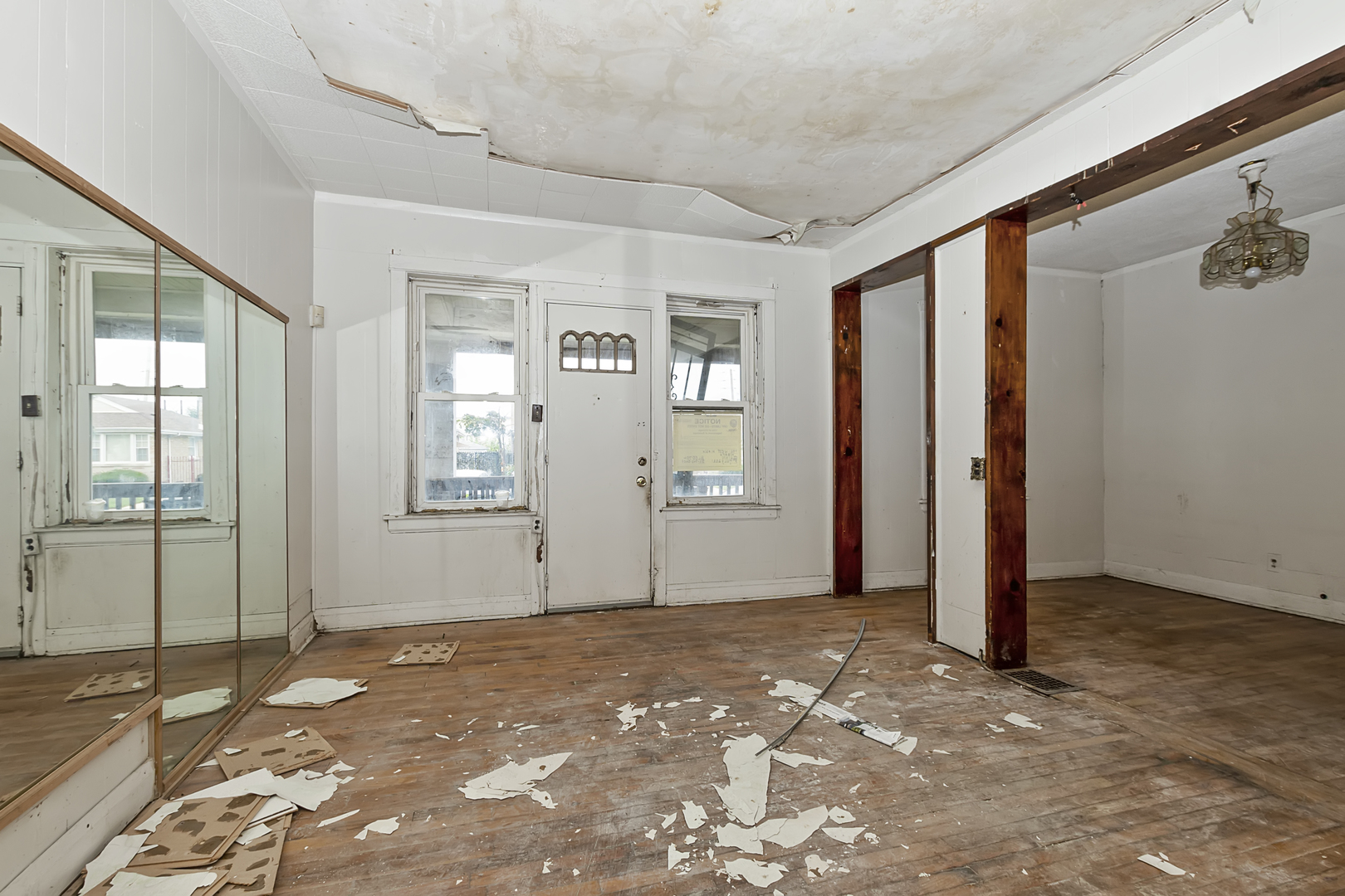 4821 West Hirsch Street Chicago, IL 60651 - Photo 5 of 23 a view of a big room with windows and closet