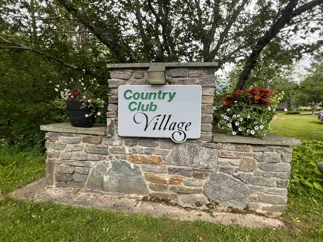 $324,900 | 43 1st Lane, Unit 25, Wilmington, VT 05363