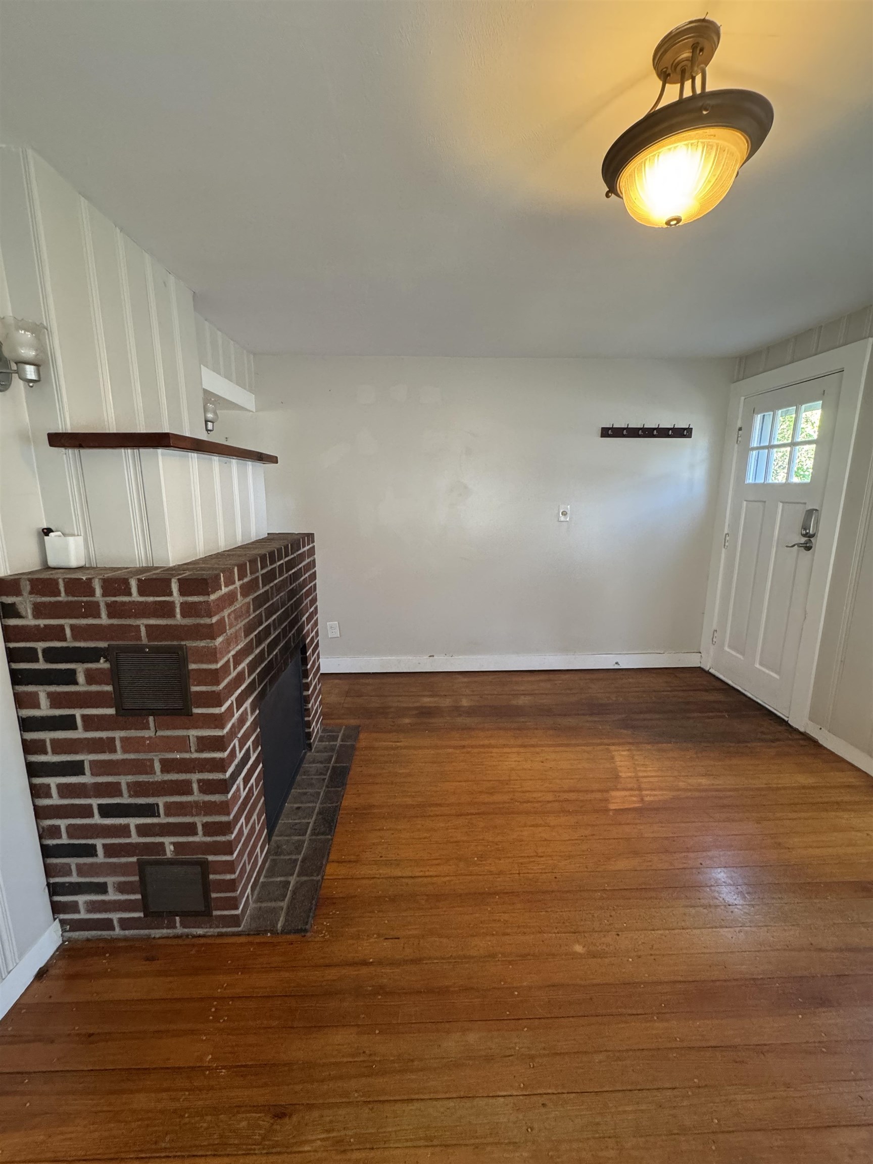 3360 Lafayette Road Portsmouth, NH 03801 - Photo 2 of 17