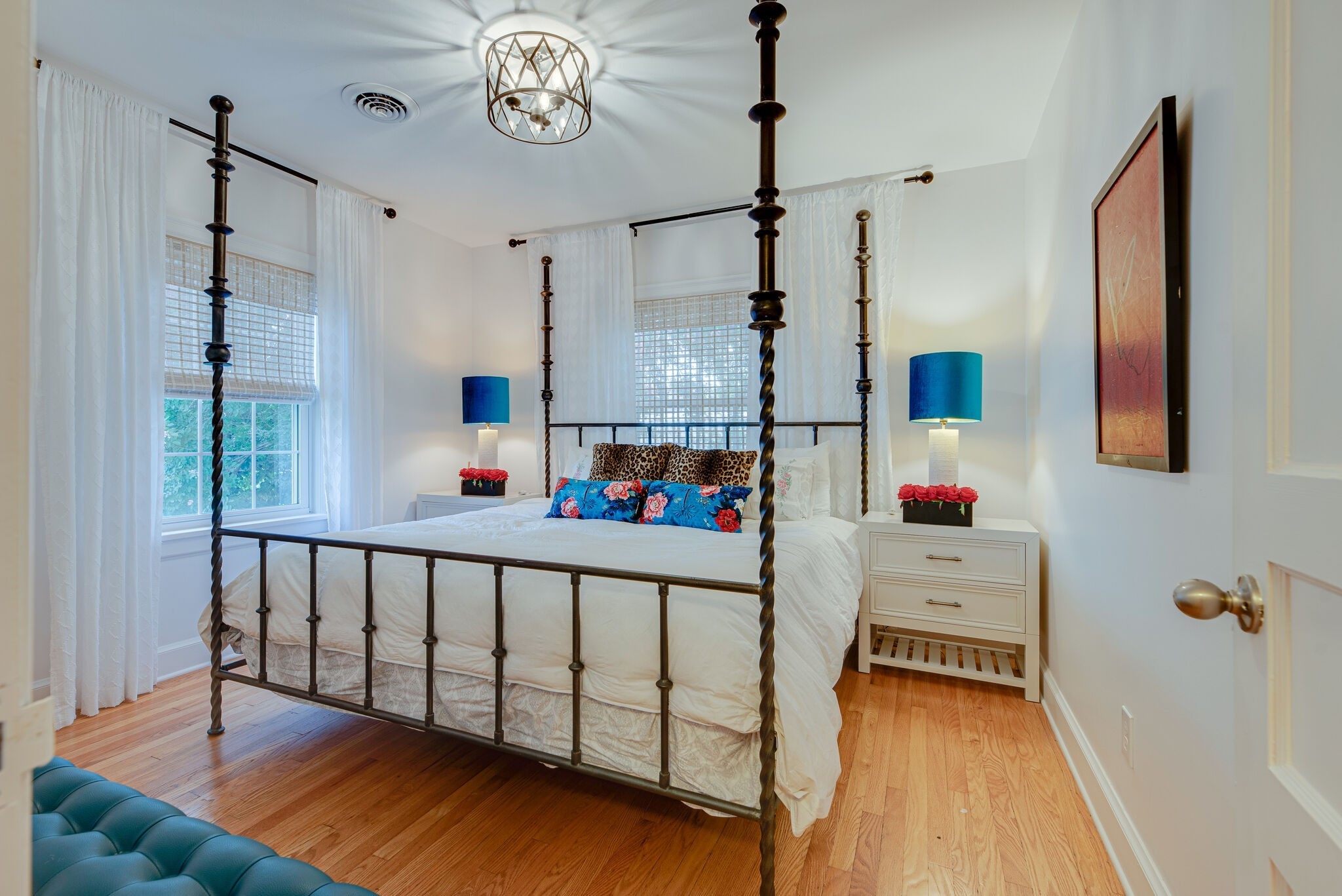 1715 Holly Street Nashville, TN 37206 - Photo 17 of 54 a very nice looking room with a large window