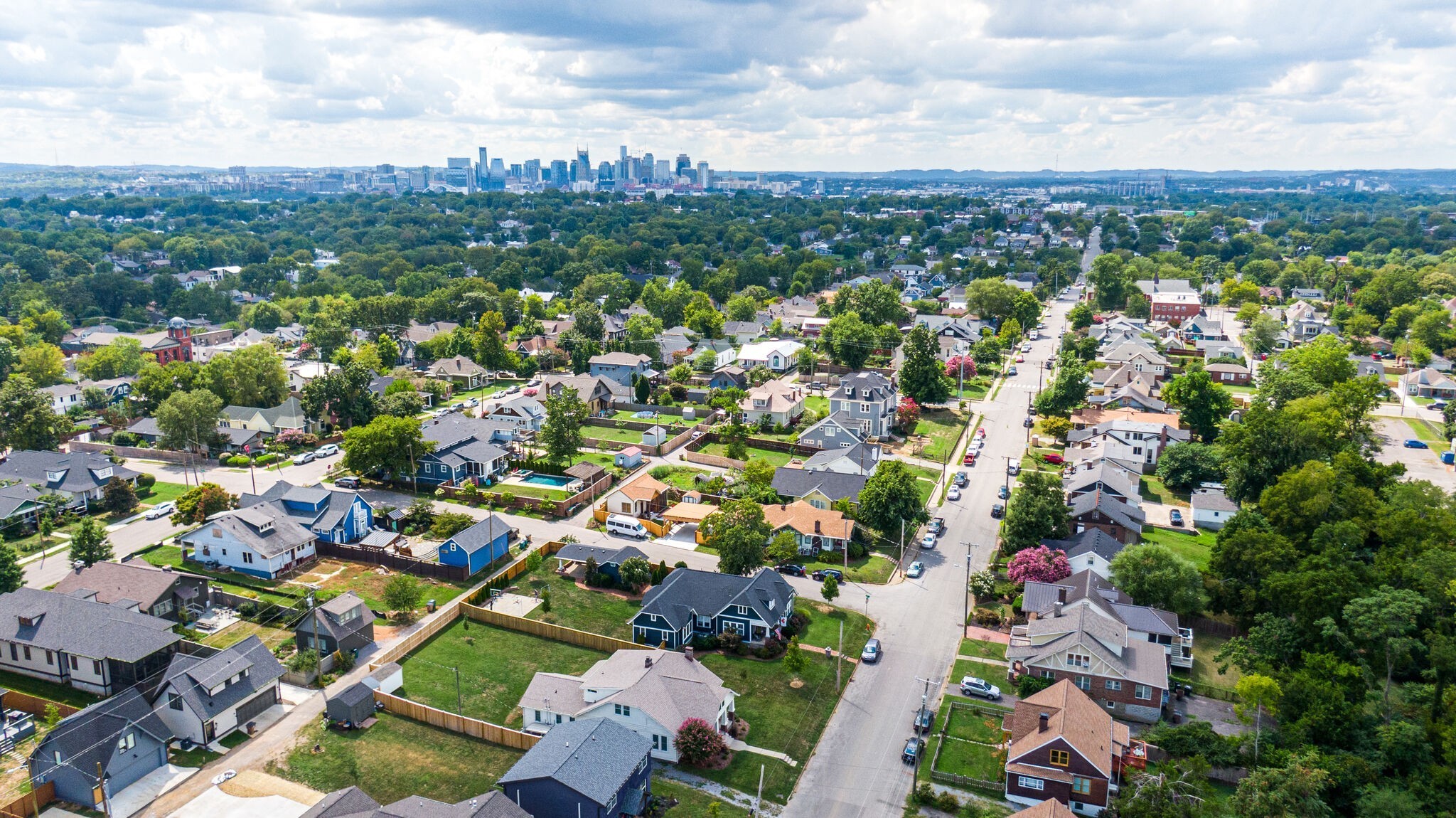 1715 Holly Street Nashville, TN 37206 - Photo 51 of 54 a view of a city