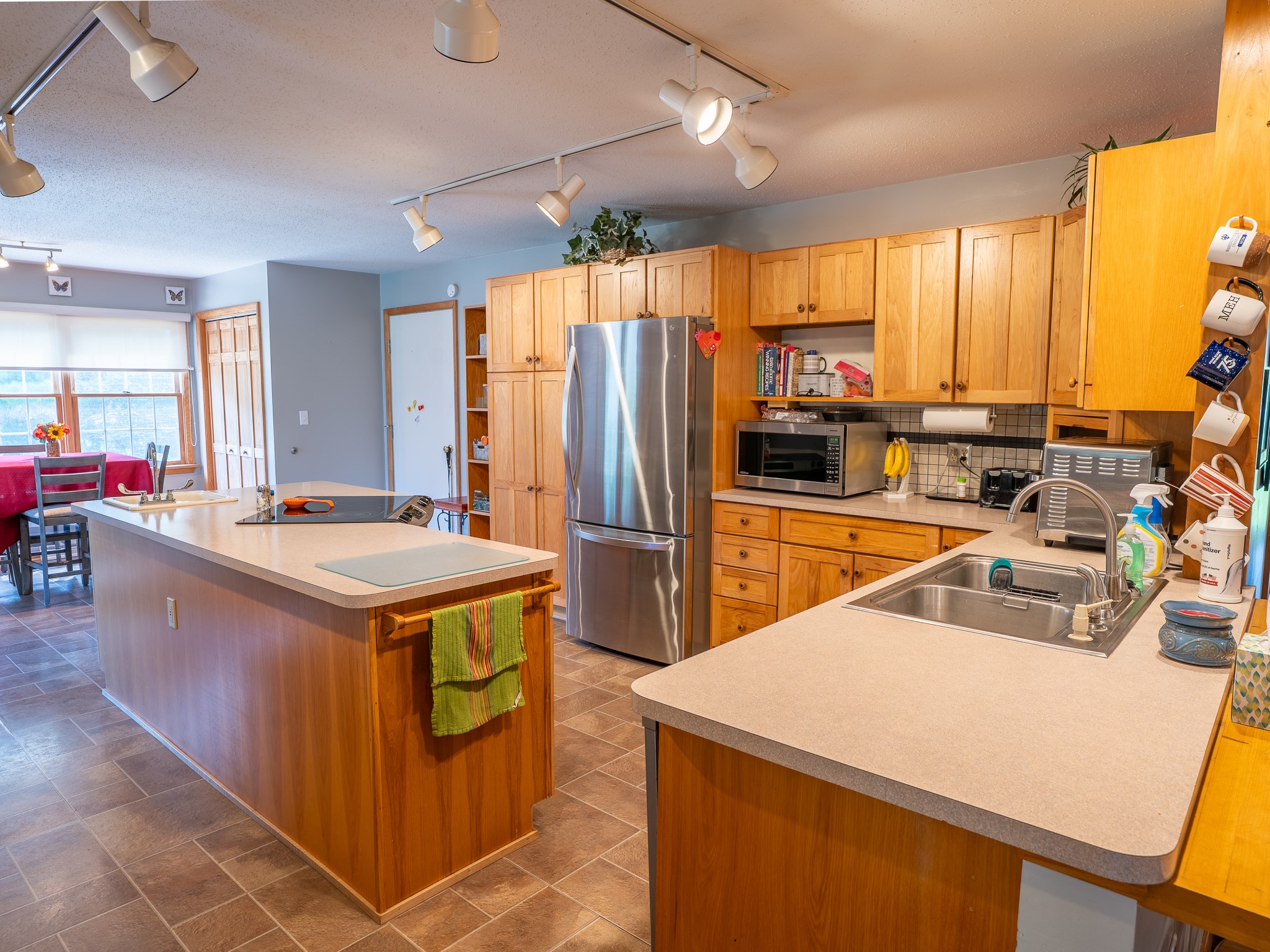 10012 Old Ridge Road Girard, PA 16417 - Photo 10 of 31 Gallery Image 10