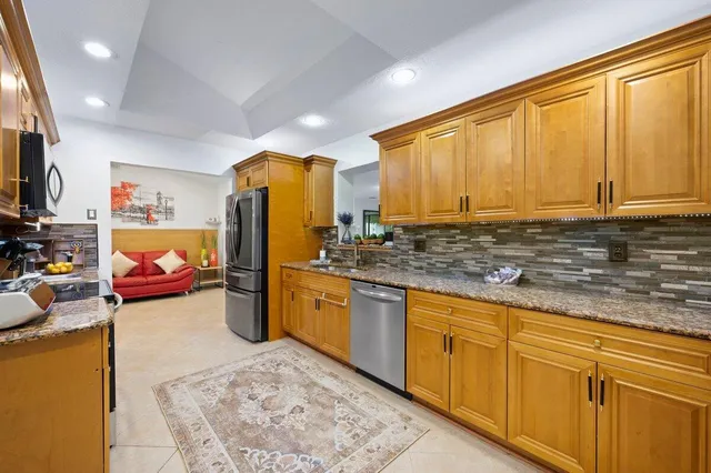 $4,995 | 1992 Southwest Brisbane Street, Port St. Lucie, FL 34984