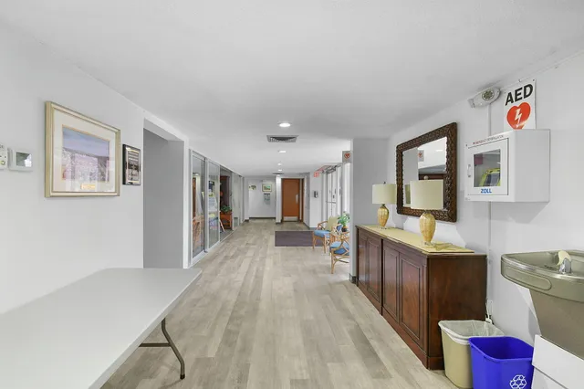 $139,000 | 2600 Southeast Ocean Boulevard, Unit C1, Stuart, FL 34996