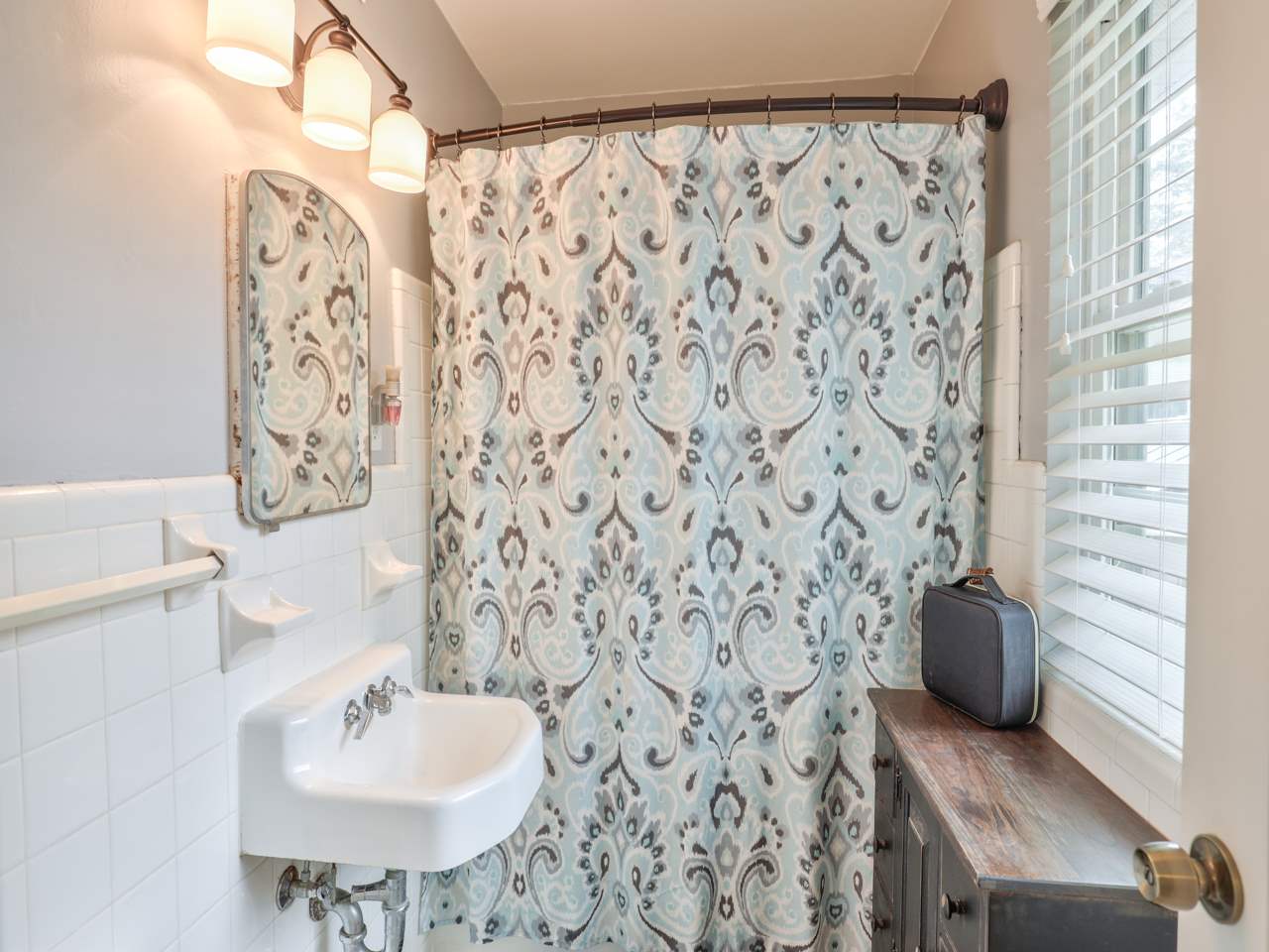 1607 Myrick Road Tallahassee, FL 32303 - Photo 12 of 36 Gallery Image 12