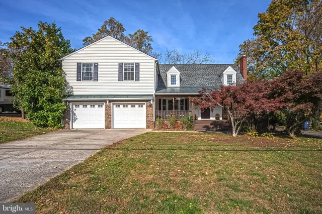 $969,000 | 10606 Orchard Street, Fairfax, VA 22030
