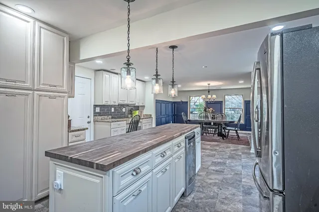 $969,000 | 10606 Orchard Street, Fairfax, VA 22030