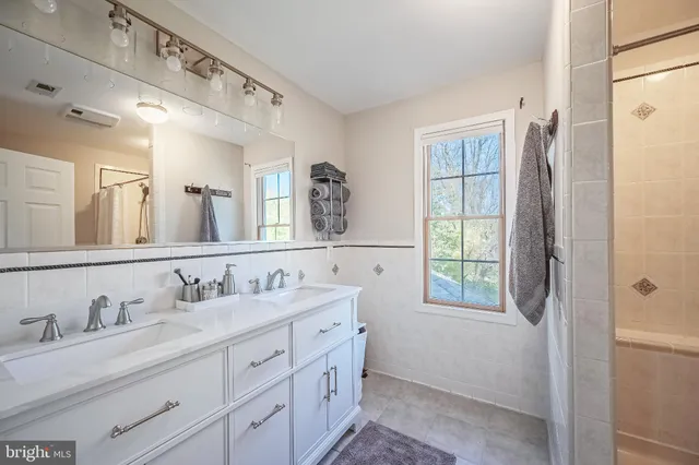 $969,000 | 10606 Orchard Street, Fairfax, VA 22030