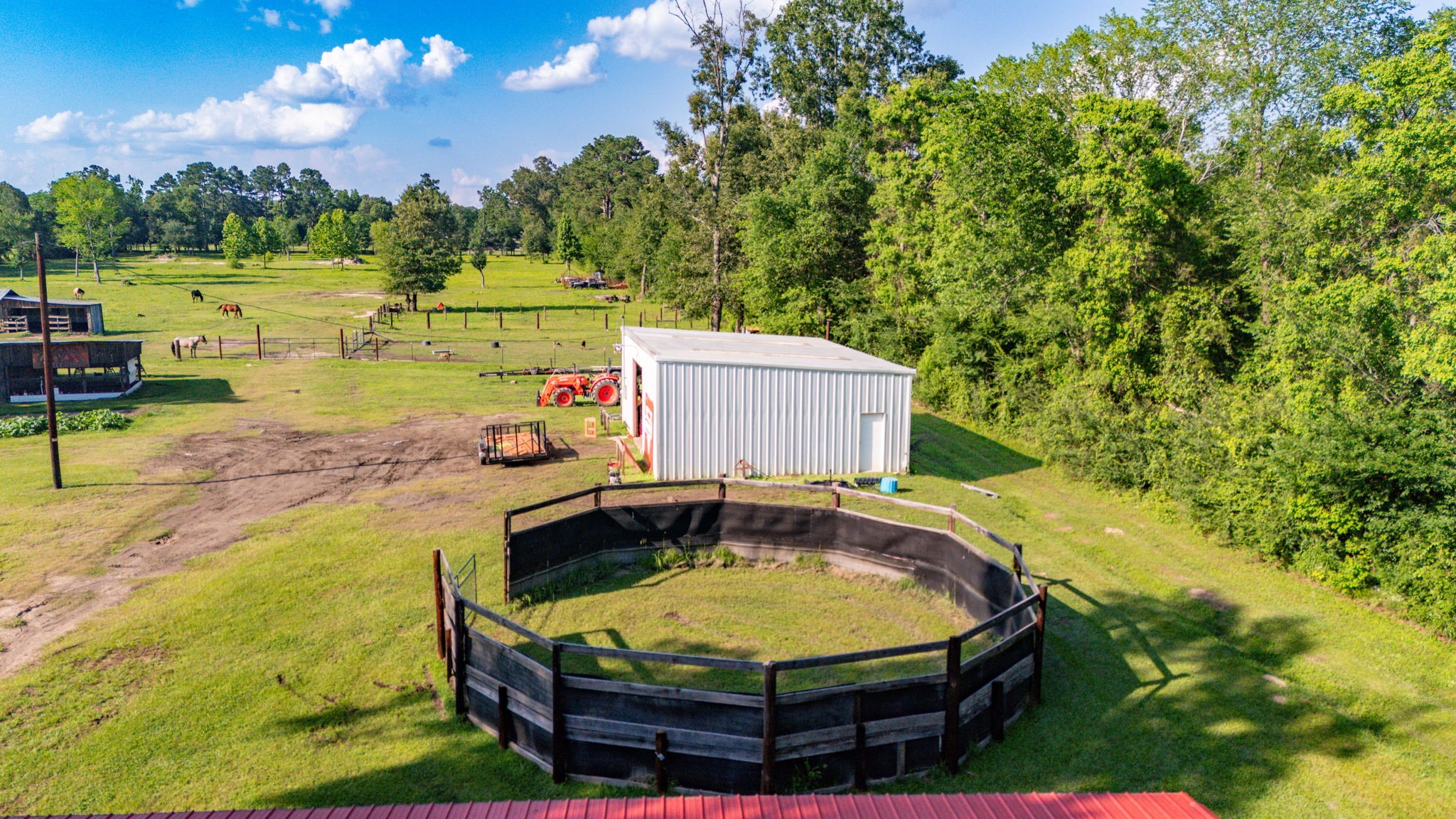 457 East Texas Road Lufkin, TX 75901 - Photo 5 of 44