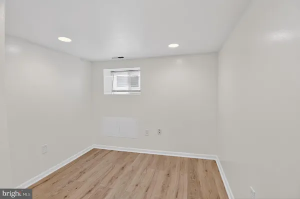 $1,975 | 141 Uhland Terrace Northeast, Washington, DC 20002