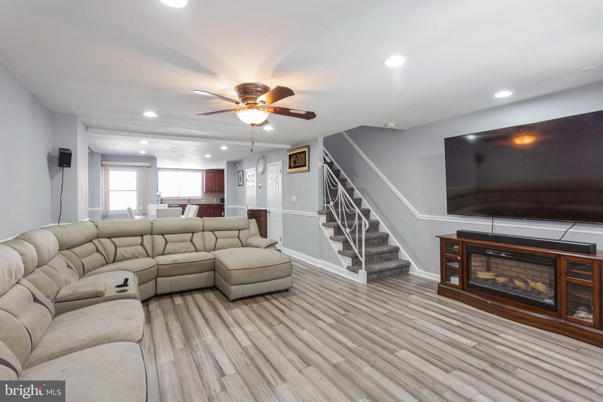 7627 Brookhaven Road Philadelphia, PA 19151 - Photo 2 of 24 Gallery Image 2