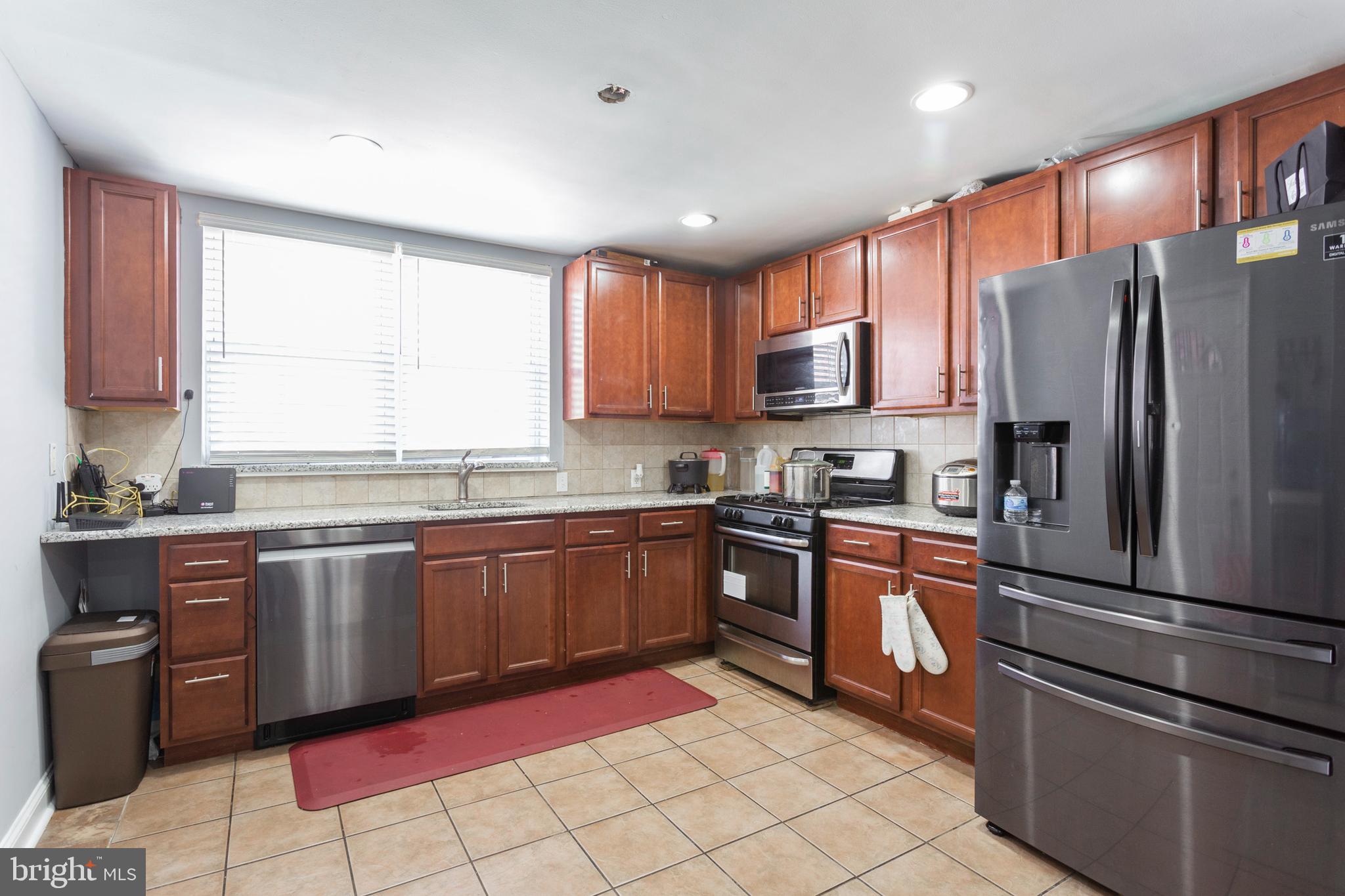 7627 Brookhaven Road Philadelphia, PA 19151 - Photo 6 of 24 Gallery Image 6