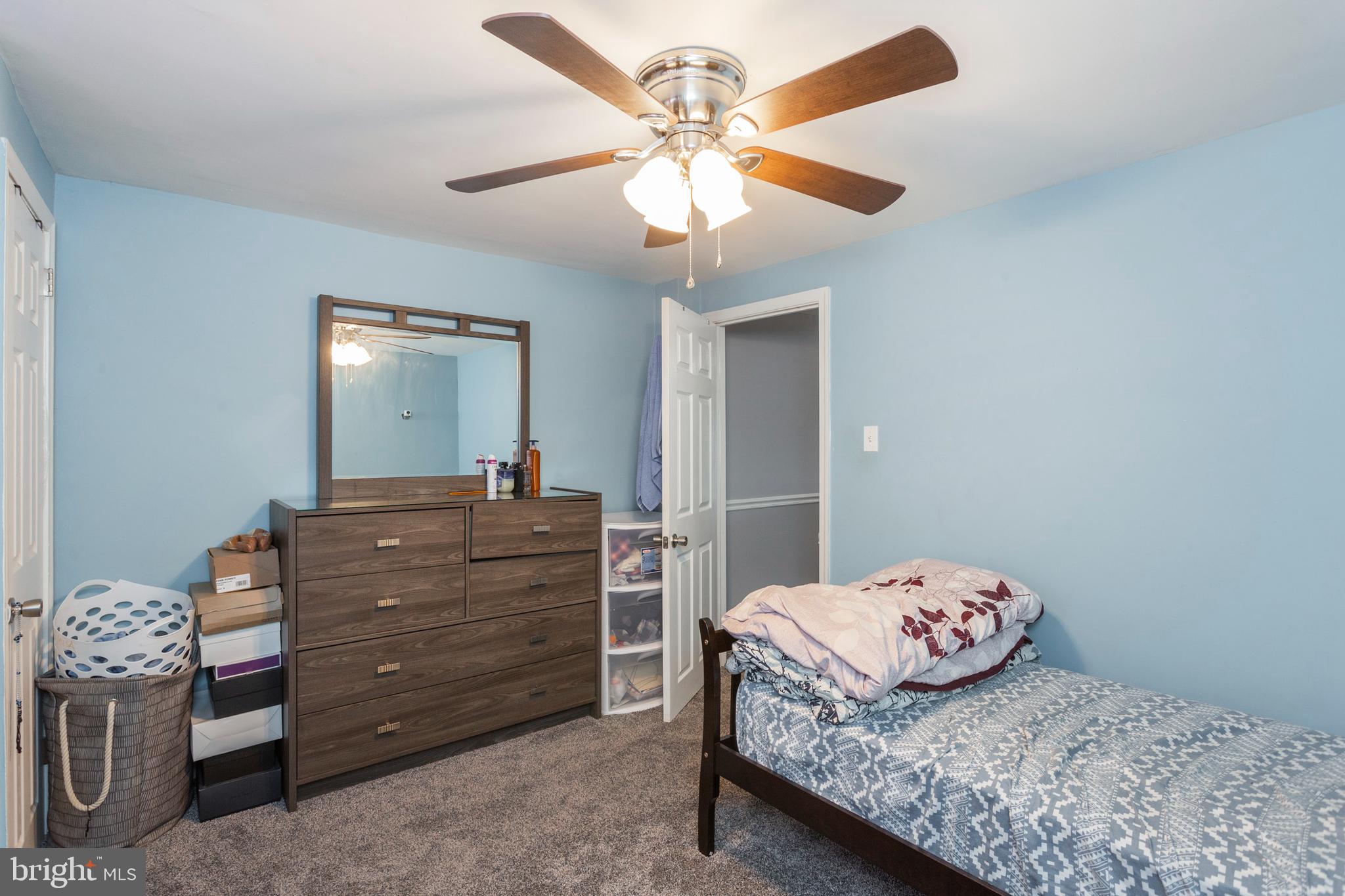 7627 Brookhaven Road Philadelphia, PA 19151 - Photo 9 of 24 Gallery Image 9