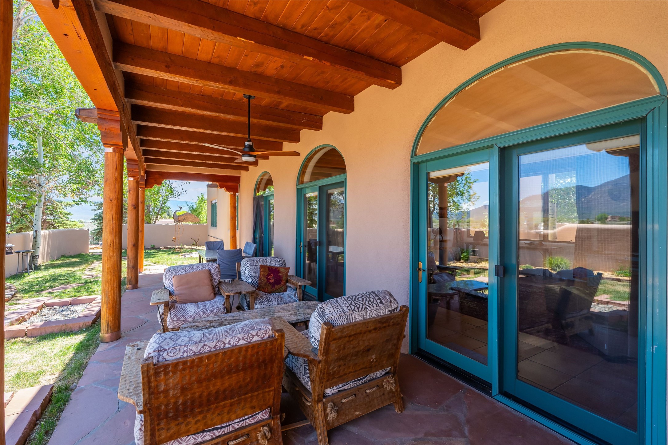 35 North Mesa Road El Prado, NM 87529 - Photo 4 of 55