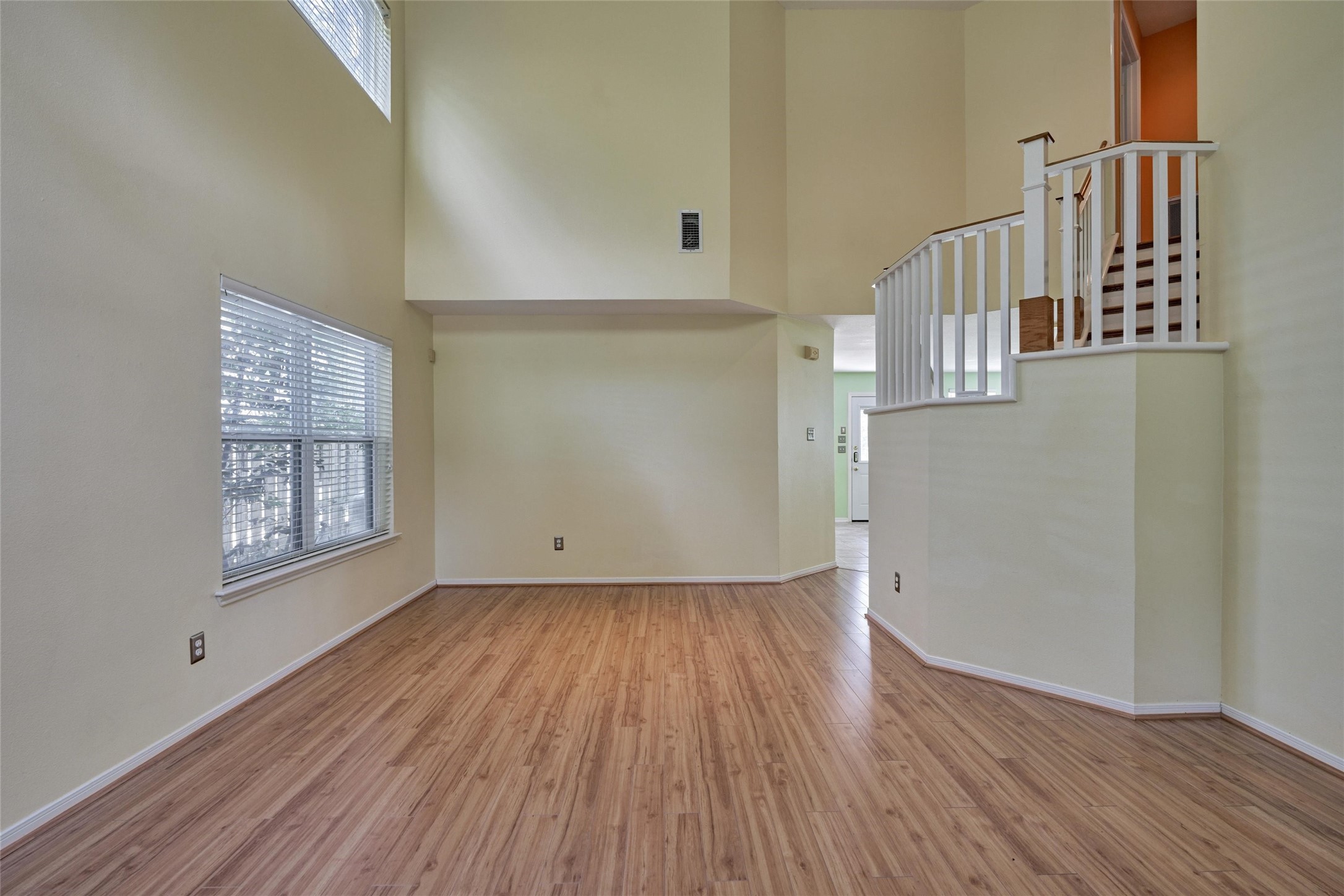 59 West Gaslight Place Spring, TX 77382 - Photo 11 of 47 Dining space or extended living area.
