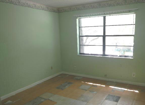 9280 Southwest 61st Way, Unit 28B Boca Raton, FL 33428 - Photo 8 of 10 5