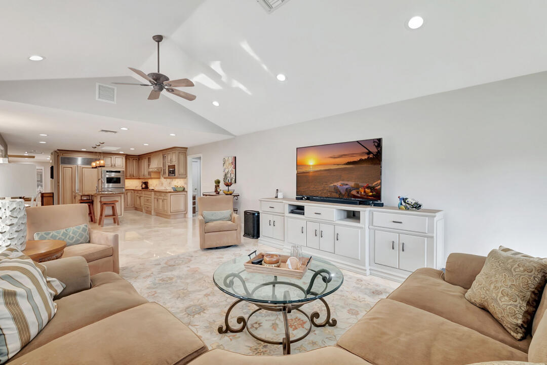 3075 Equestrian Drive Boca Raton, FL 33434 - Photo 12 of 46 12