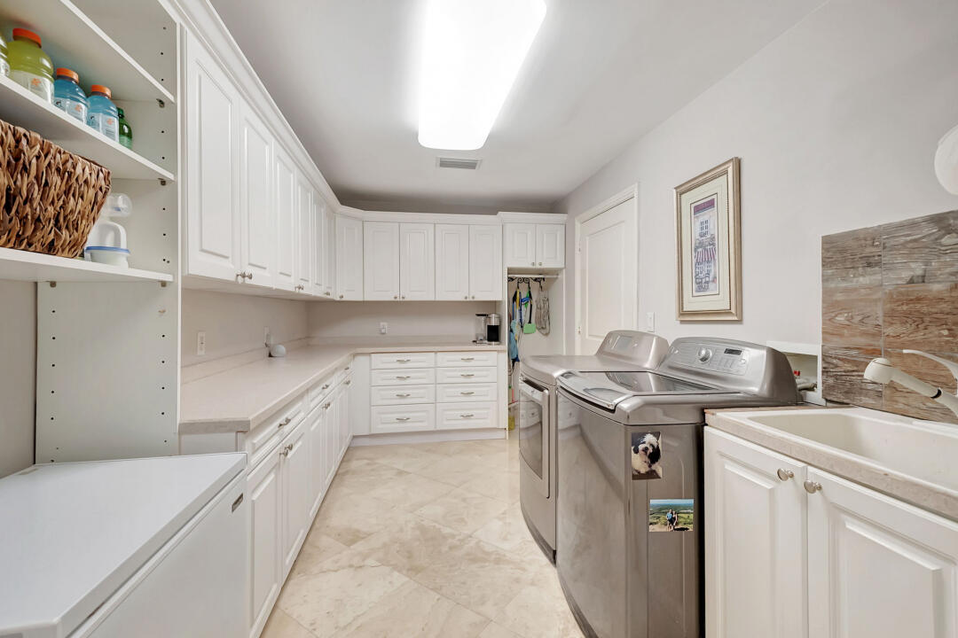 3075 Equestrian Drive Boca Raton, FL 33434 - Photo 18 of 46 18