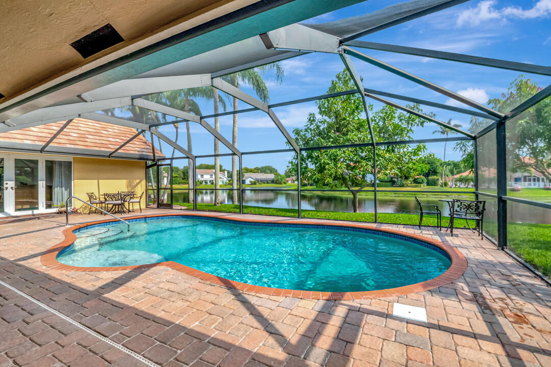 3075 Equestrian Drive Boca Raton, FL 33434 - Photo 26 of 46 27