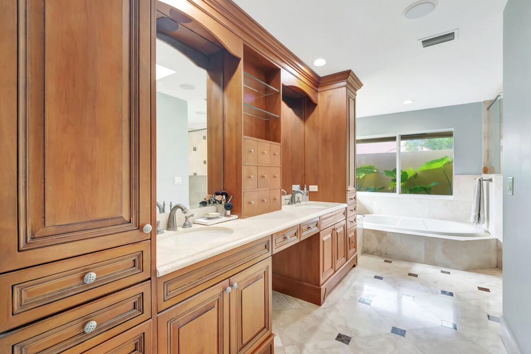 3075 Equestrian Drive Boca Raton, FL 33434 - Photo 34 of 46 35