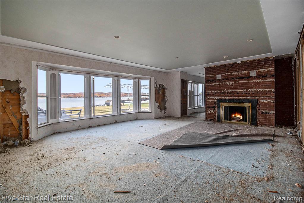 3162 Crescent Beach Road Manistee, MI 49660 - Photo 8 of 32