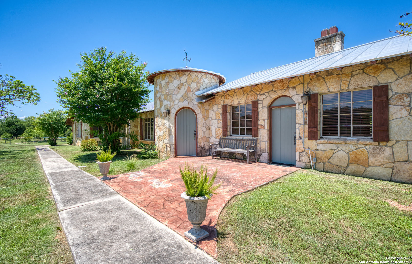 5322 Highway 16 Bandera, TX 78003 - Photo 2 of 25