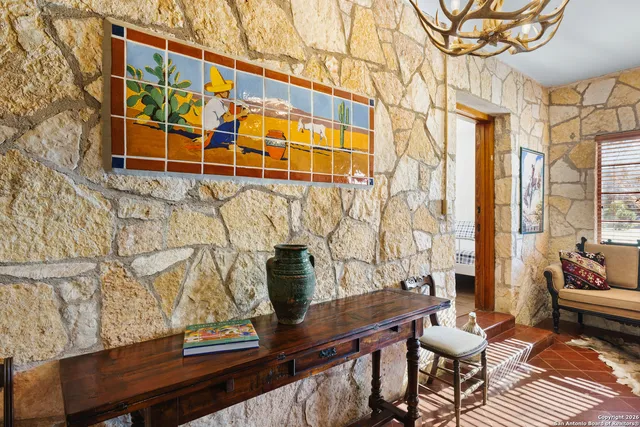 $1,750,000 | 5322 Highway 16, Bandera, TX 78003