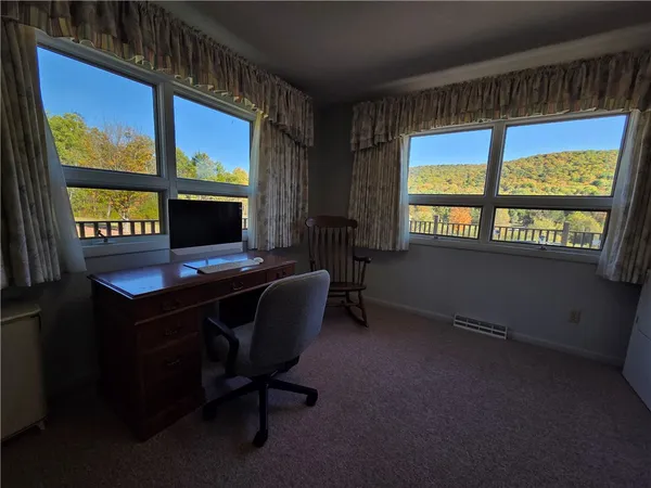 $457,500 | 1918 Chambers Road, Catlin, NY 14812