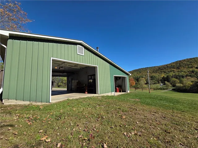 $465,000 | 1918 Chambers Road, Catlin, NY 14812