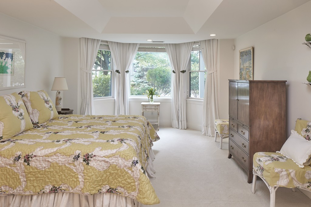 54 Summit Road, Unit 6 Belmont, MA 02478 - Photo 9 of 13 Gallery Image 9