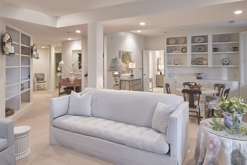 54 Summit Road, Unit 6 Belmont, MA 02478 - Photo 10 of 13 Gallery Image 10