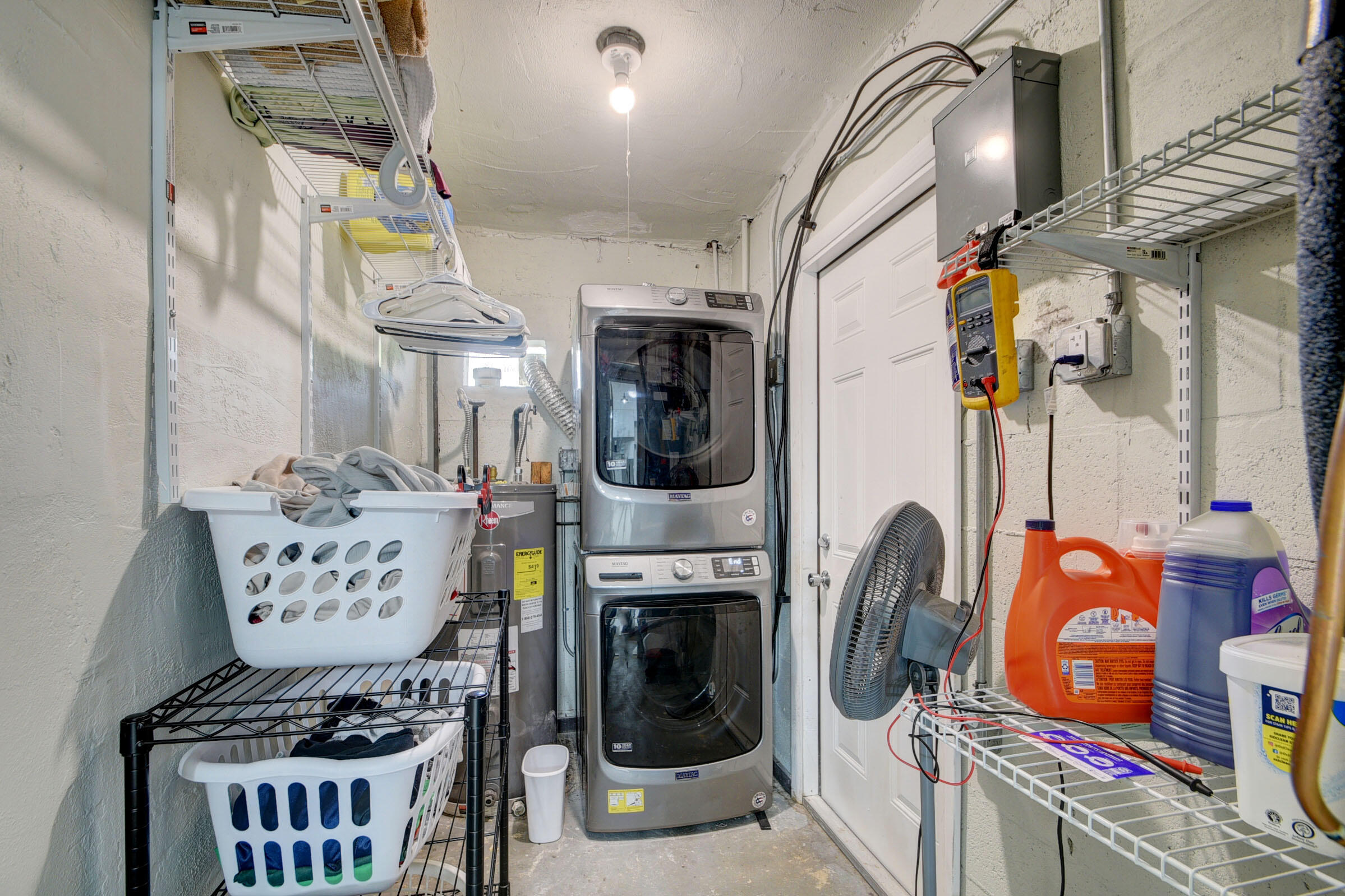 599 Owosso Road Lake Worth, FL 33462 - Photo 17 of 20 599 Laundry Room