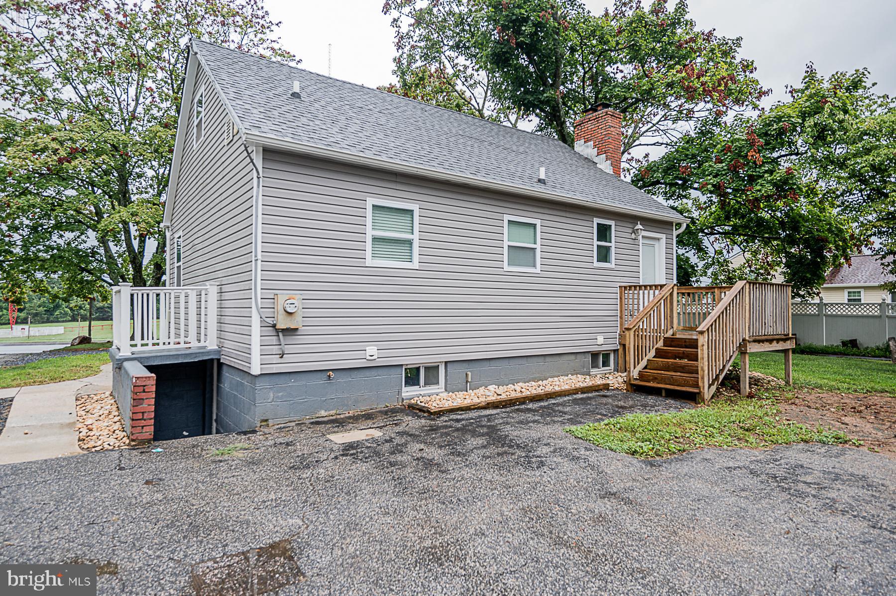 8606 Winands Road Randallstown, MD 21133 - Photo 3 of 42 Back of home! Driveway! Lots of Parking!